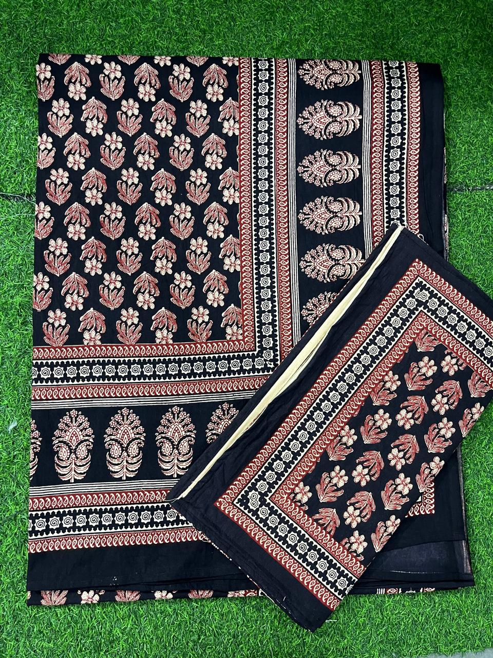 ArtbyKAMASK 100% Organic Cotton Hand Block Printed Double Bed Sheet - 210 TC Double Bed Sheet in Queen Size - Size - 90 X 108 Inches (228 x 274 cms) - 1 Bedsheet and 2 Pillow Covers - Bindra Black & Red