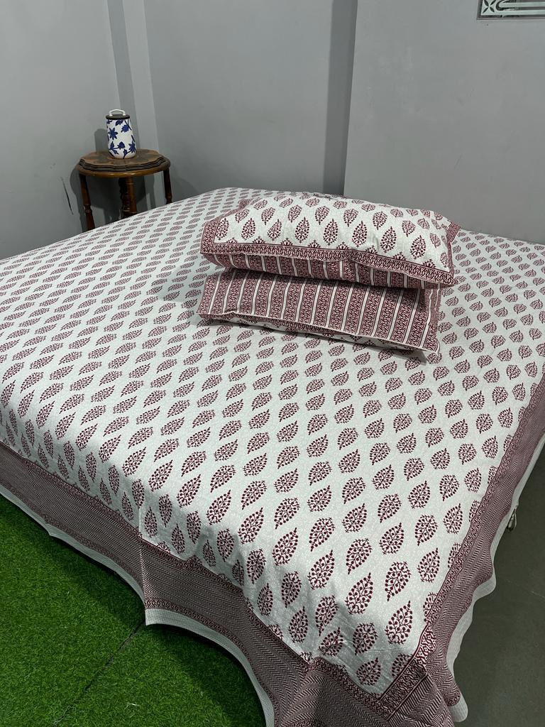 ArtbyKAMASK 100% Organic Cotton Hand Block Printed Double Bed Sheet - 210 TC Double Bed Sheet in King Size - Size - 108 X 108 Inches 274 x 274 cms) - 1 Bedsheet and 2 Pillow Covers - Kamini Black + 3 Variants