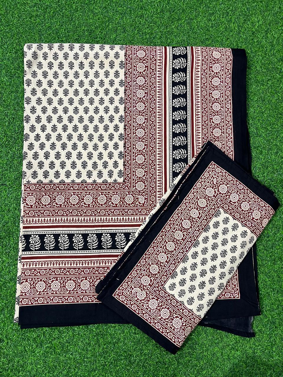 ArtbyKAMASK 100% Organic Cotton Hand Block Printed Double Bed Sheet - 210 TC Double Bed Sheet in Queen Size - Size - 90 X 108 Inches (228 x 274 cms) - 1 Bedsheet and 2 Pillow Covers - Malti Maroon & Black