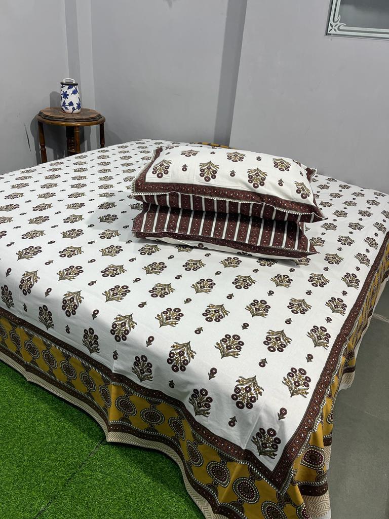 ArtbyKAMASK 100% Organic Cotton Hand Block Printed Double Bed Sheet I 210 TC Double Bed Sheet in King Size I Size - 108 X 108 Inches 274 x 274 cms) I 1 Bedsheet and 2 Pillow Covers I Tripti Grey & Maroon