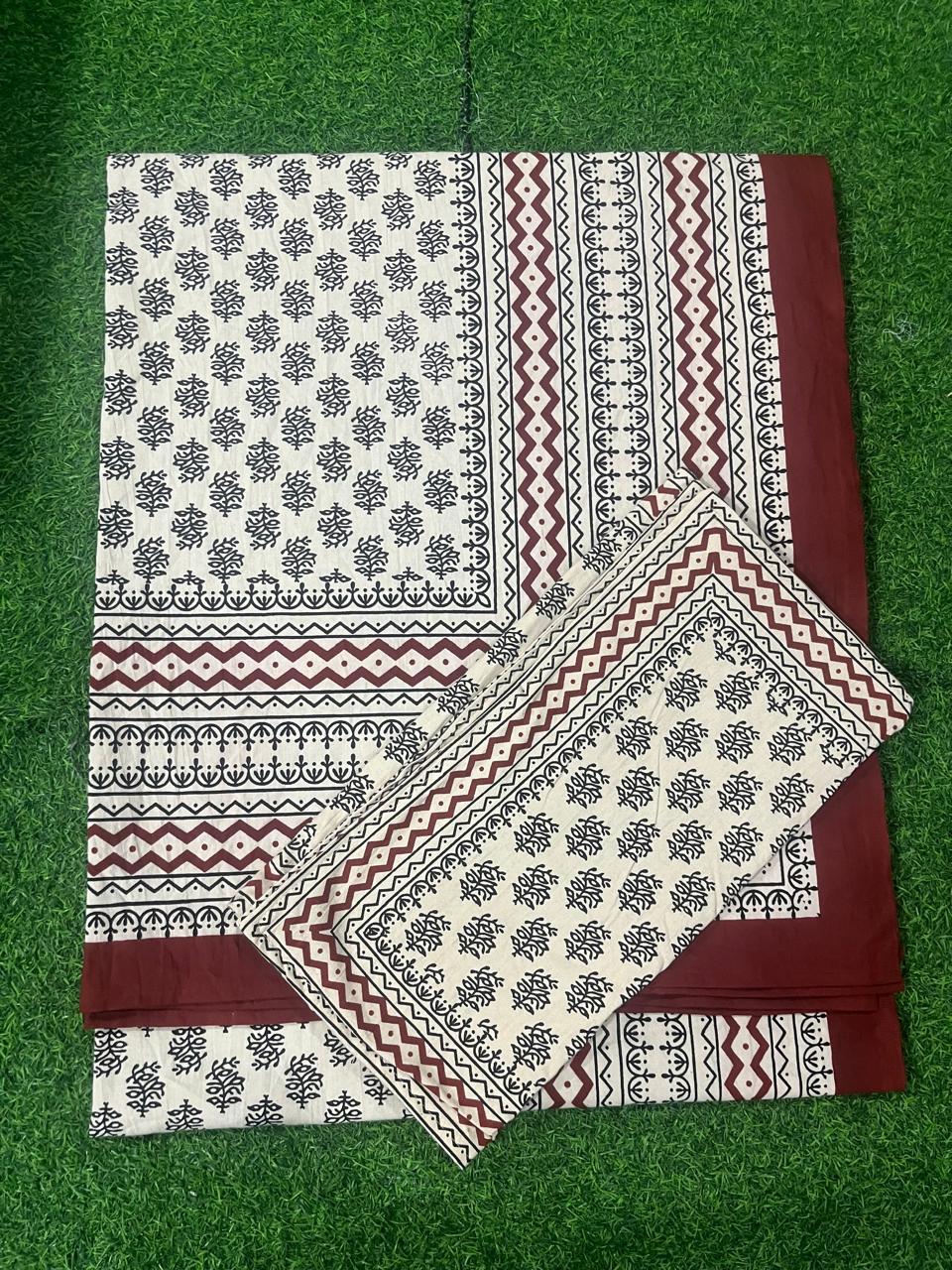 ArtbyKAMASK 100% Organic Cotton Hand Block Printed Double Bed Sheet - 210 TC Double Bed Sheet in Queen Size - Size - 90 X 108 Inches (228 x 274 cms) - 1 Bedsheet and 2 Pillow Covers - Himadri Black & Red