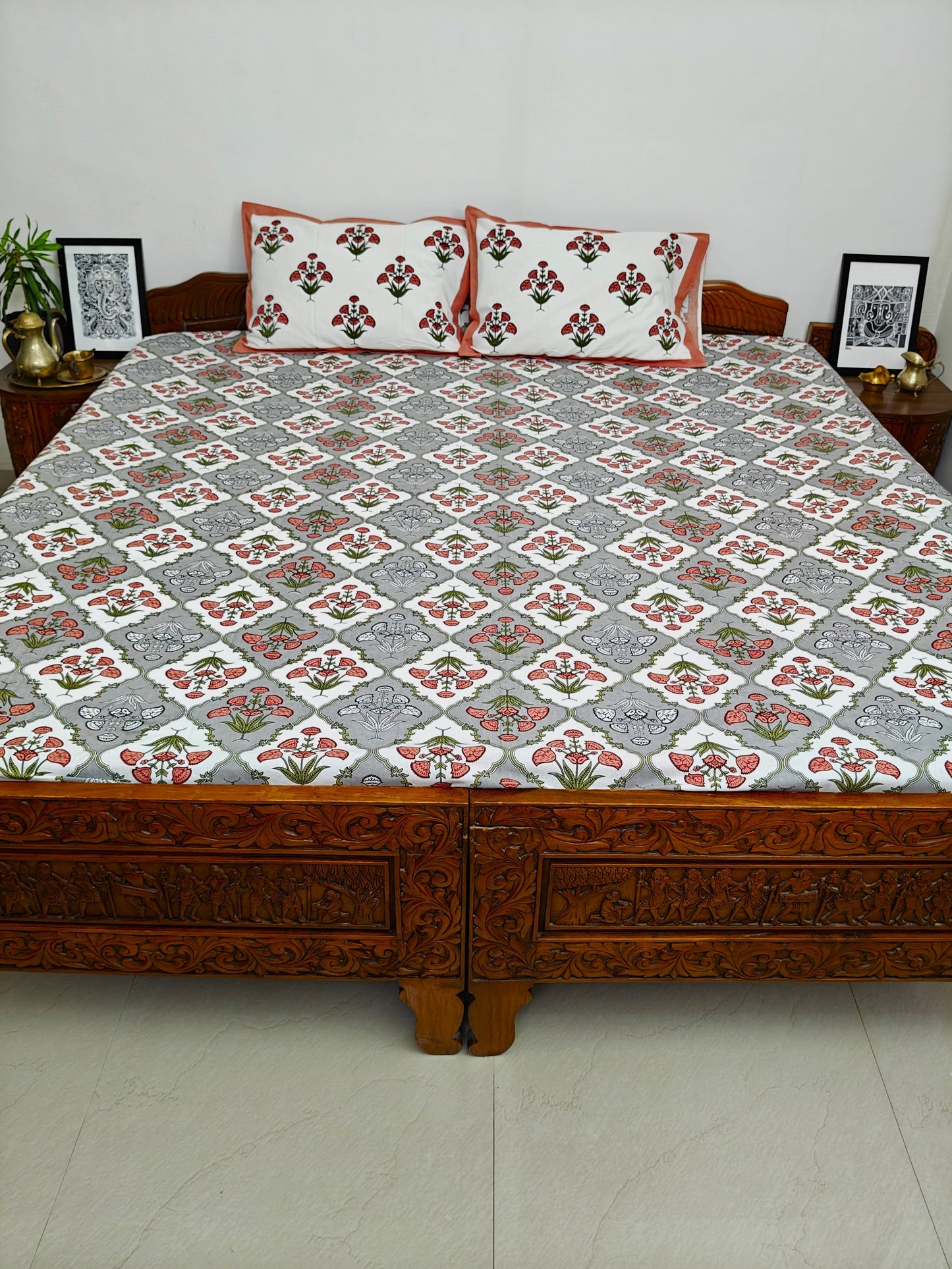 ArtbyKAMASK 100% Organic Cotton Hand Block Printed Double Bed Sheet I 210 TC Double Bed Sheet in King Size I Size - 108 X 108 Inches 274 x 274 cms) I 1 Bedsheet and 2 Pillow Covers I Gayatri in Grey + 2 Variants