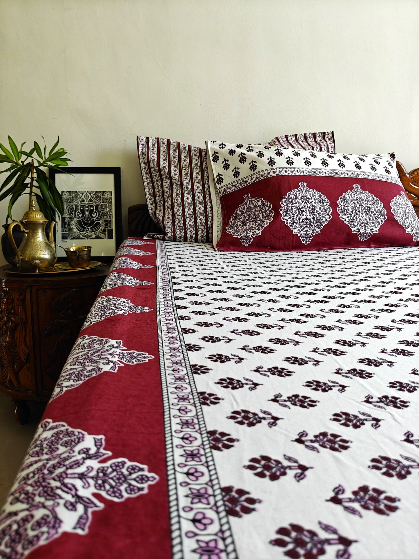 ArtbyKAMASK 100% Organic Cotton Hand Block Printed Double Bed Sheet I 210 TC Double Bed Sheet in King Size I Size - 108 X 108 Inches 274 x 274 cms) I 1 Bedsheet and 2 Pillow Covers I Jamini Pink & Maroon + 2 Color Variants