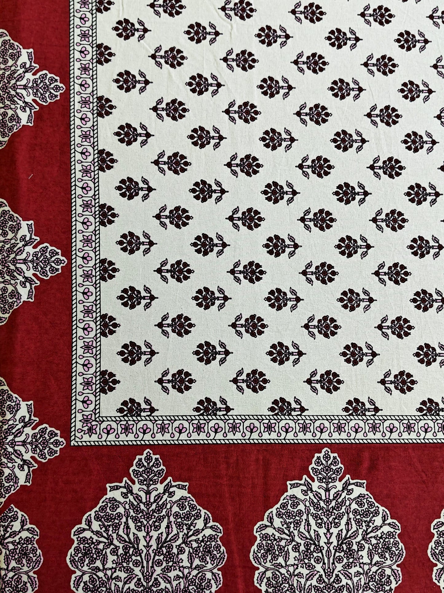 ArtbyKAMASK 100% Organic Cotton Hand Block Printed Double Bed Sheet I 210 TC Double Bed Sheet in King Size I Size - 108 X 108 Inches 274 x 274 cms) I 1 Bedsheet and 2 Pillow Covers I Jamini Pink & Maroon + 2 Color Variants