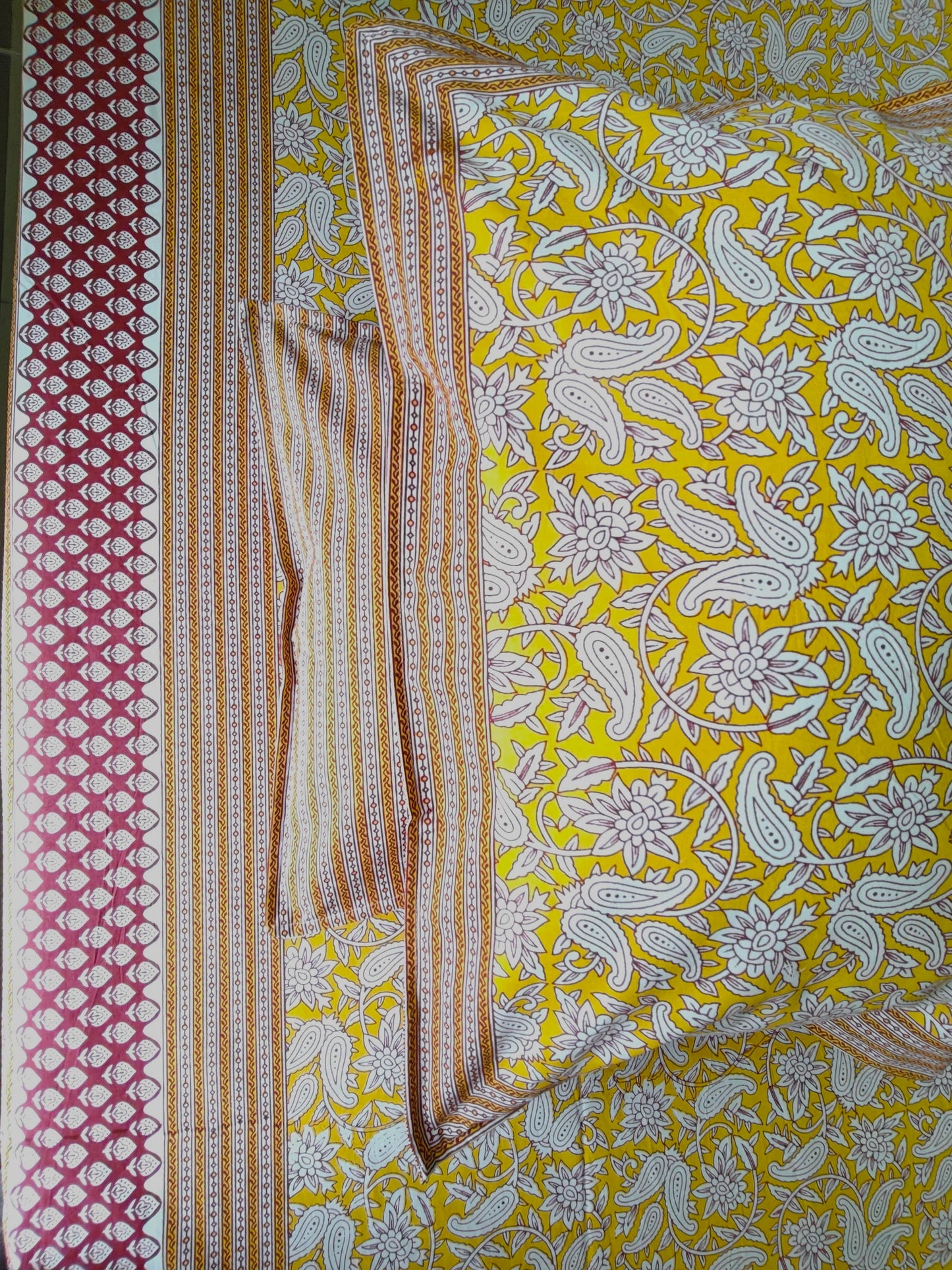 ArtbyKAMASK 100% Organic Cotton Hand Block Printed Double Bed Sheet - 210 TC Double Bed Sheet in Queen Size - Size - 90 X 108 Inches (228 x 274 cms) - 1 Bedsheet and 2 Pillow Covers - Tanvi Yellow and 2 Variants