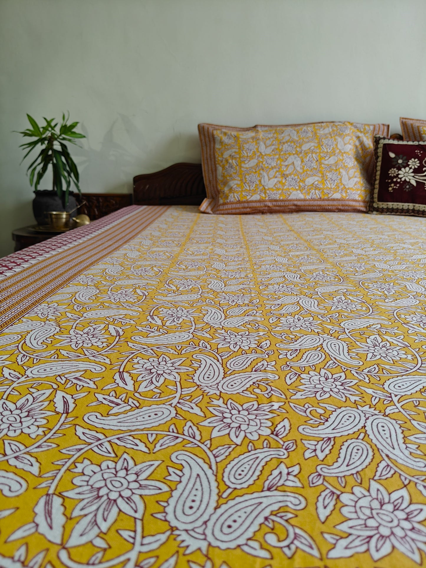 ArtbyKAMASK 100% Organic Cotton Hand Block Printed Double Bed Sheet - 210 TC Double Bed Sheet in Queen Size - Size - 90 X 108 Inches (228 x 274 cms) - 1 Bedsheet and 2 Pillow Covers - Tanvi Yellow and 2 Variants