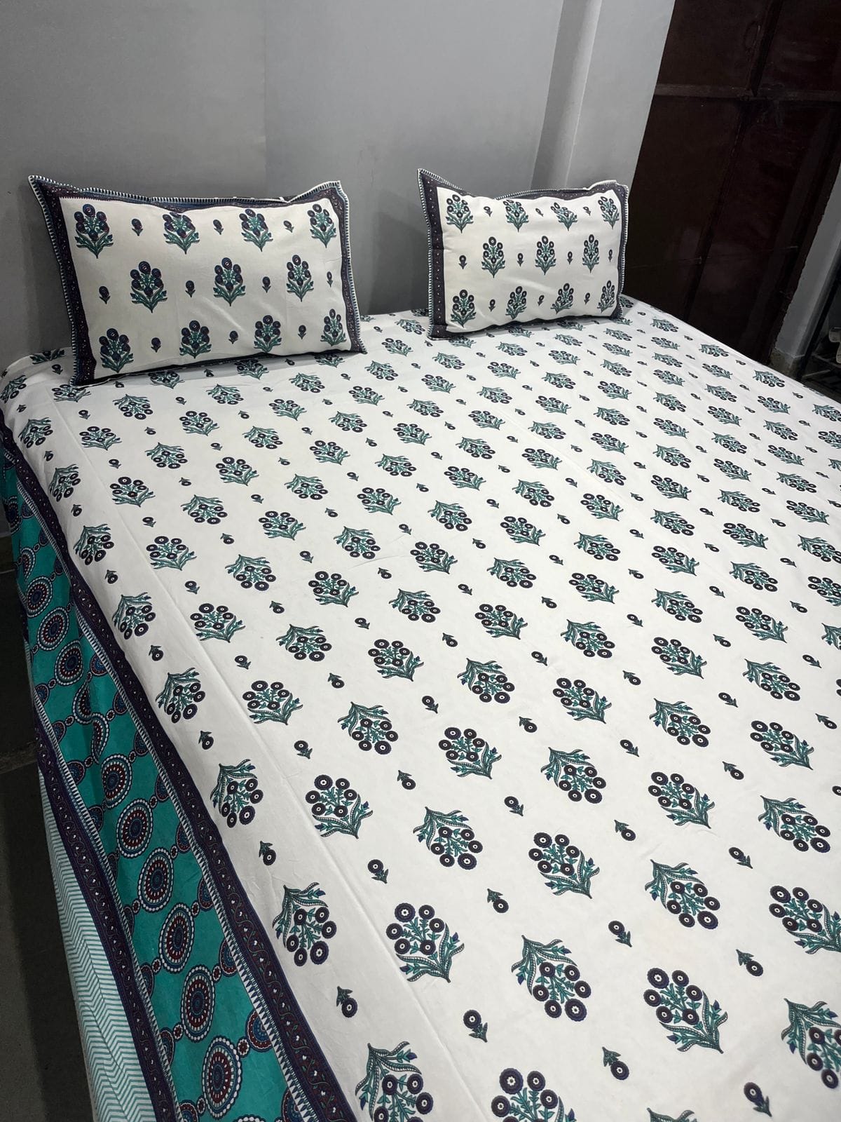ArtbyKAMASK 100% Organic Cotton Hand Block Printed Double Bed Sheet I 210 TC Double Bed Sheet in King Size I Size - 108 X 108 Inches 274 x 274 cms) I 1 Bedsheet and 2 Pillow Covers I Aparna Orange + 3 Variants