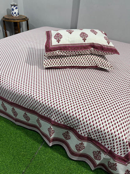Hand-block printed organic cotton bed sheet, king size, with traditional Bagru design by ArtbyKAMASK.