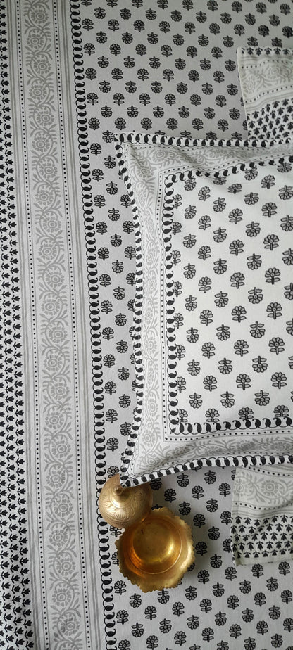 ArtbyKAMASK 100% Organic Cotton Hand Block Printed Double Bed Sheet I 210 TC Double Bed Sheet in Queen Size I Size - 90 X 108 Inches (228 x 274 cms) I 1 Bedsheet and 2 Pillow Covers I Meera Black
