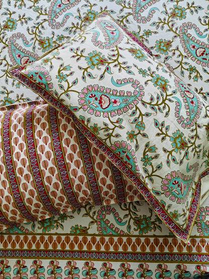 ArtbyKAMASK 100% Organic Cotton Hand Block Printed Double Bed Sheet I 210 TC Double Bed Sheet in King Size I Size - 108 X 108 Inches 274 x 274 cms) I 1 Bedsheet and 2 Pillow Covers I Chitra Zig-Zag in Red & Blue