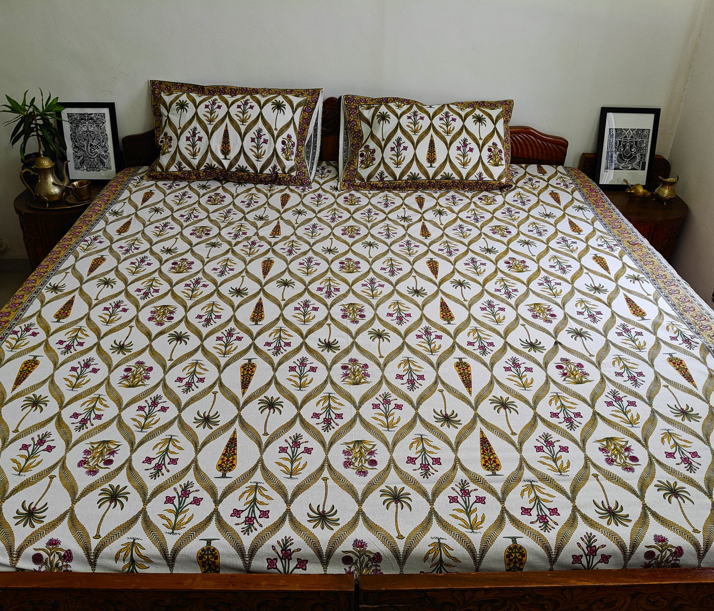 ArtbyKAMASK 100% Organic Cotton Hand Block Printed Double Bed Sheet I 210 TC Double Bed Sheet in Queen Size I Size - 90 X 108 Inches (228 x 274 cms) I 1 Bedsheet and 2 Pillow Covers I Raagini Off-White