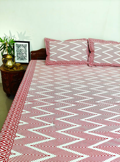 ArtbyKAMASK 100% Organic Cotton Hand Block Printed Double Bed Sheet I 210 TC Double Bed Sheet in King Size I Size - 108 X 108 Inches 274 x 274 cms) I 1 Bedsheet and 2 Pillow Covers I Chanchal Zig-Zag in Red & Blue